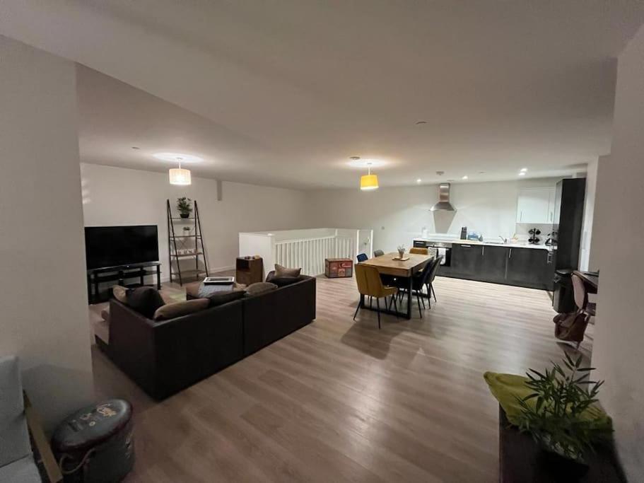 Bayard Luxe 2 Bedroom Penthouse Duplex Peterborough Eksteriør bilde